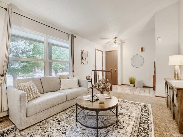 1472 S Laredo Way, Aurora, CO 80017