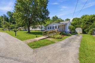 212 Sunset Drive, Harriman, TN 37748