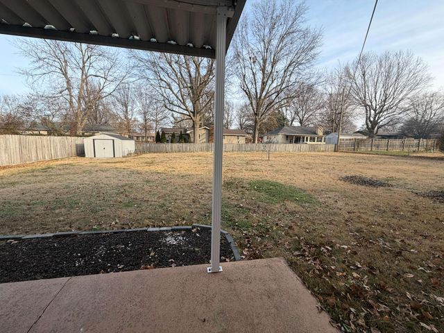 3442 S Pinehurst Court, Springfield, MO 65807