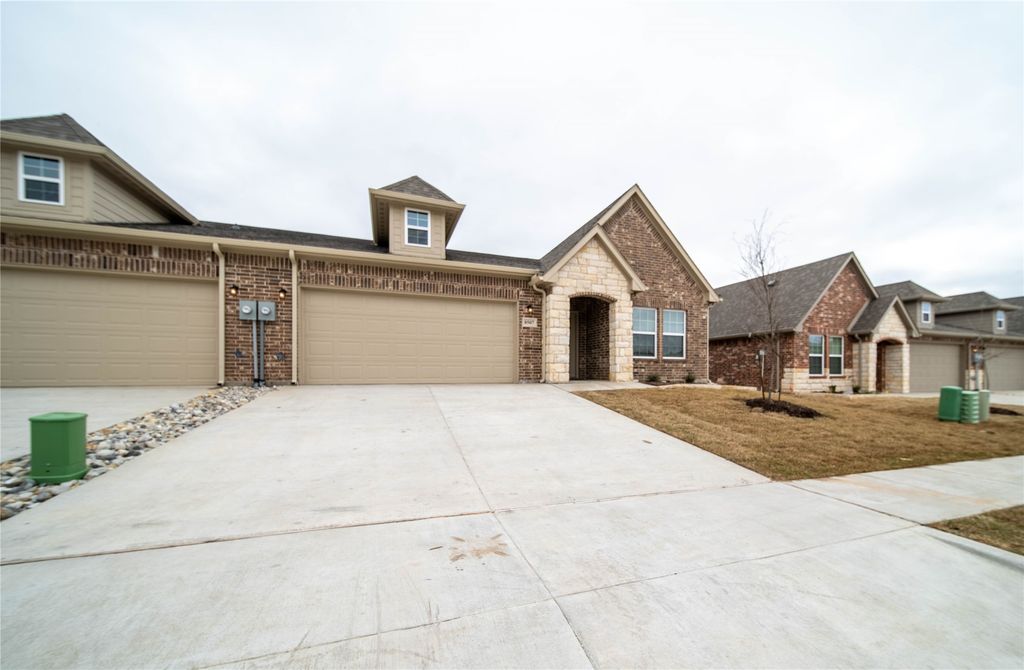 8507 Christie Lane, Greenville, TX 75402