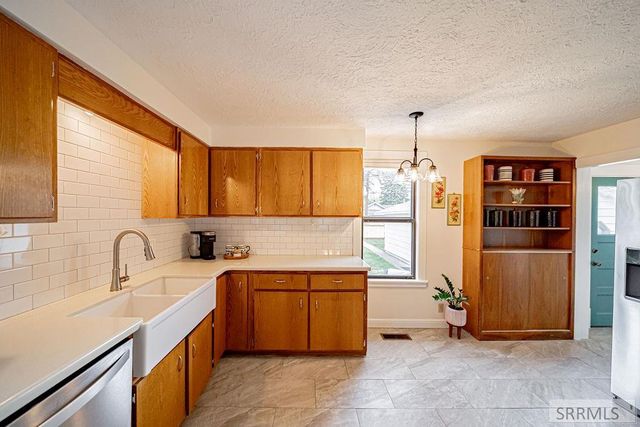 315 12th Street, Idaho Falls, ID 83404