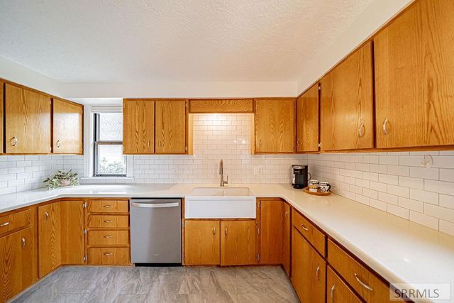315 12th Street, Idaho Falls, ID 83404