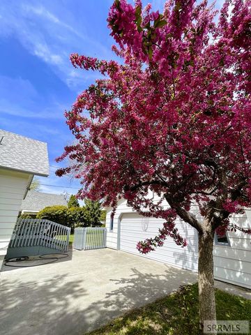 315 12th Street, Idaho Falls, ID 83404