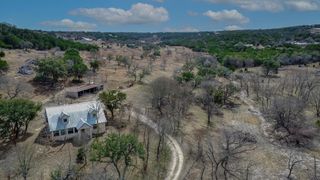 230 Cade Loop, Ingram, TX 78025