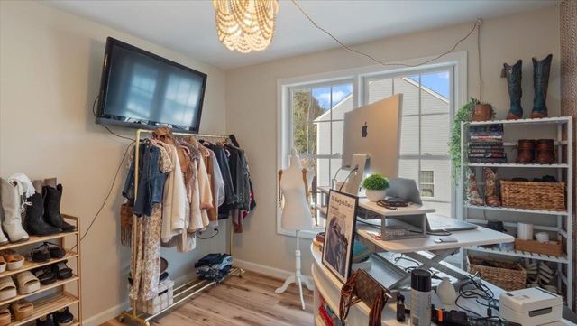 6 Bear Path Lane, Hudson, NH 03051