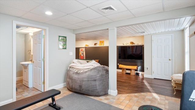 6 Bear Path Lane, Hudson, NH 03051