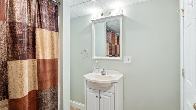 6 Bear Path Lane, Hudson, NH 03051