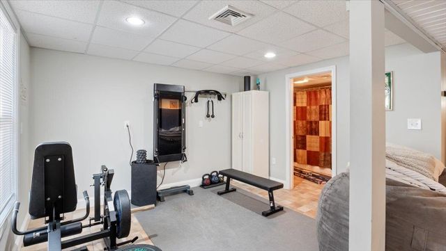 6 Bear Path Lane, Hudson, NH 03051