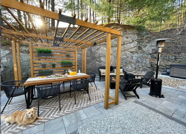 6 Bear Path Lane, Hudson, NH 03051