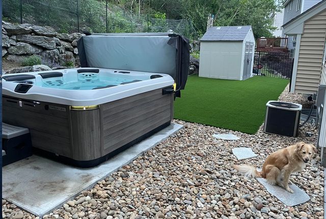 6 Bear Path Lane, Hudson, NH 03051