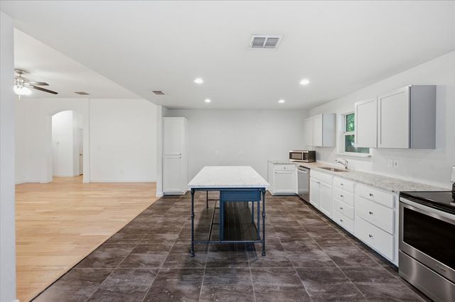 440 Pecan Drive, Aledo, TX 76008