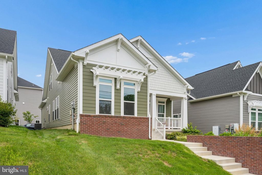 22817 FREDERICK RD, Clarksburg, MD 20871