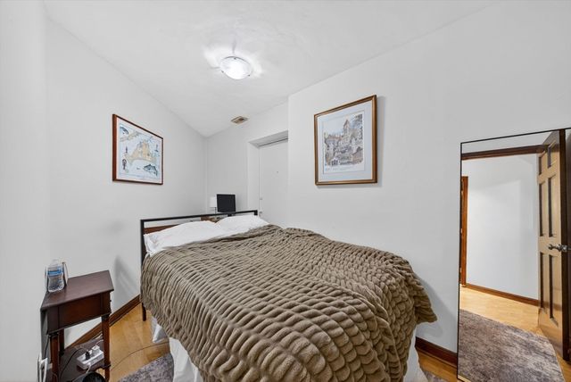 8 Wiget St 1, Boston, MA 02113