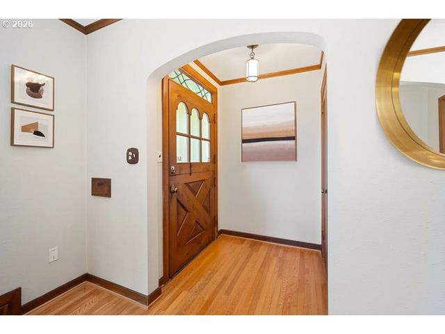 660 Sw EVANS St, Portland, OR 97219