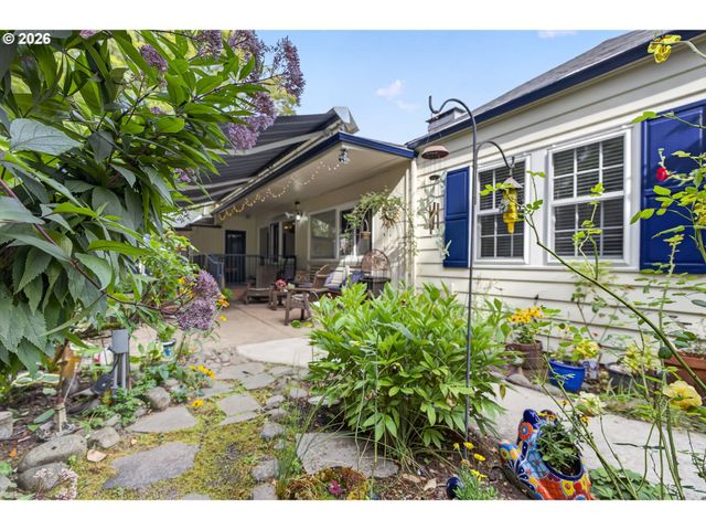 660 Sw EVANS St, Portland, OR 97219