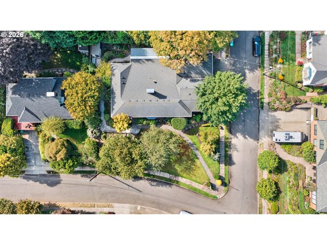 660 Sw EVANS St, Portland, OR 97219