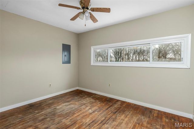 105 Ashwood Road, Crocker, MO 65452