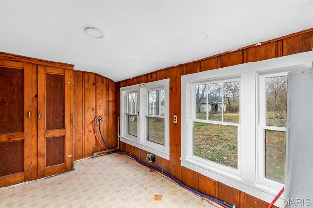 105 Ashwood Road, Crocker, MO 65452