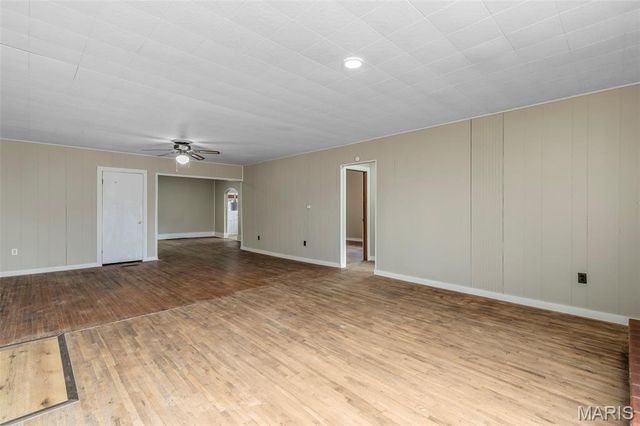 105 Ashwood Road, Crocker, MO 65452