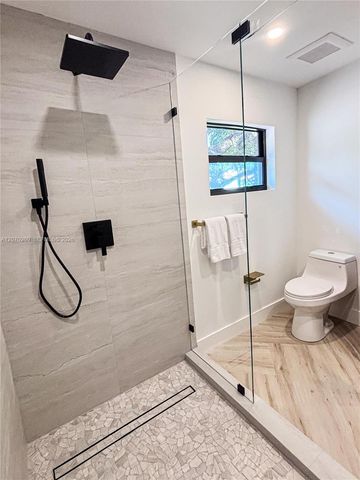 4310 Monserrate Street, Coral Gables, FL 33146