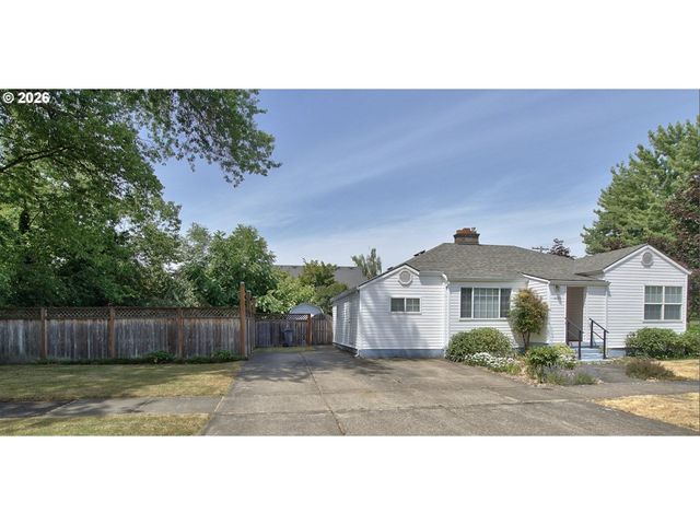 1035 Ne FORD St, Mc Minnville, OR 97128
