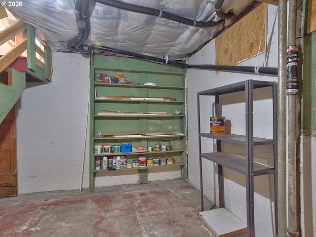 1035 Ne FORD St, Mc Minnville, OR 97128