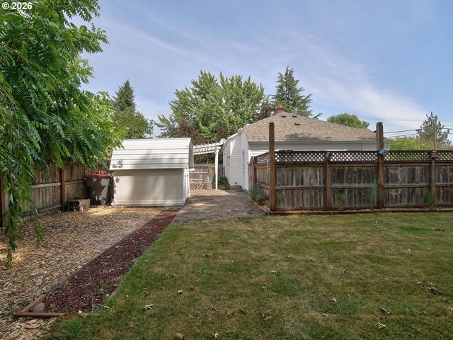 1035 Ne FORD St, Mc Minnville, OR 97128