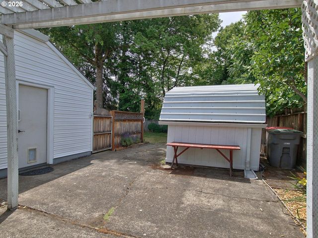 1035 Ne FORD St, Mc Minnville, OR 97128