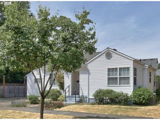 1035 Ne FORD St, Mc Minnville, OR 97128