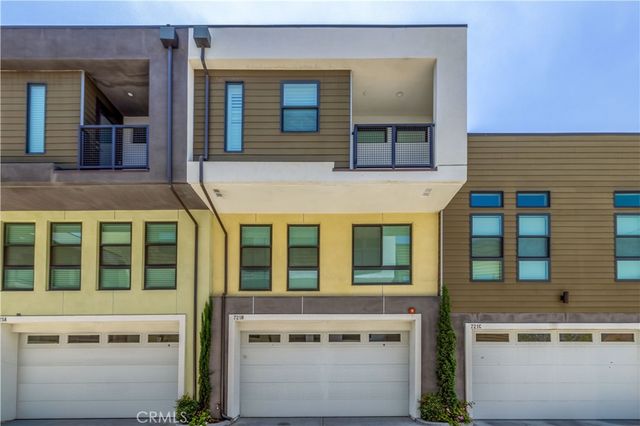 721 W Duarte Road B, Monrovia, CA 91016