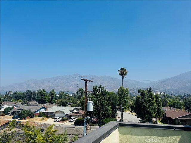 721 W Duarte Road B, Monrovia, CA 91016