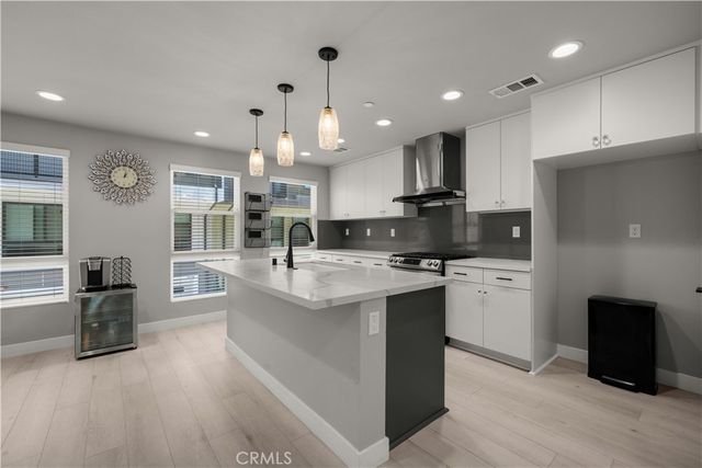 721 W Duarte Road B, Monrovia, CA 91016