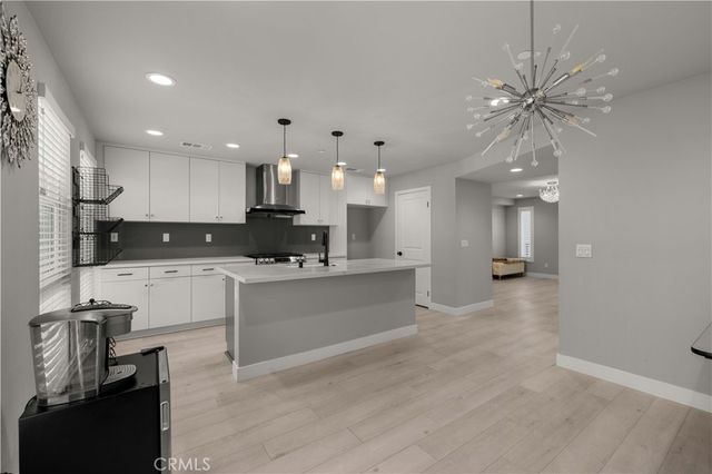 721 W Duarte Road B, Monrovia, CA 91016