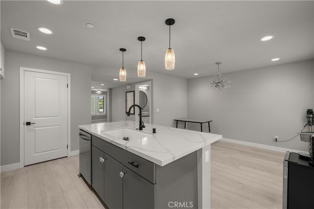 721 W Duarte Road B, Monrovia, CA 91016