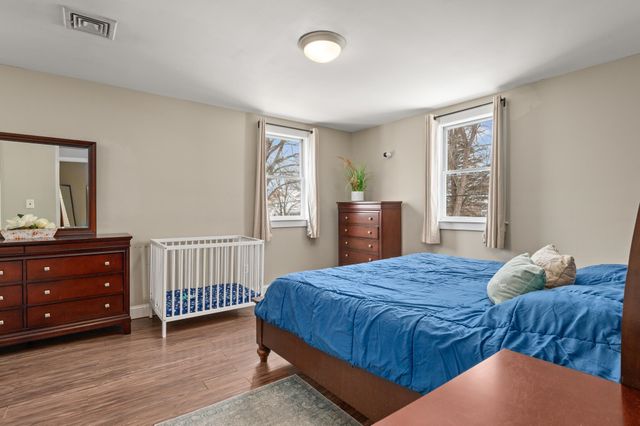 21 Williams Street, Nashua, NH 03060