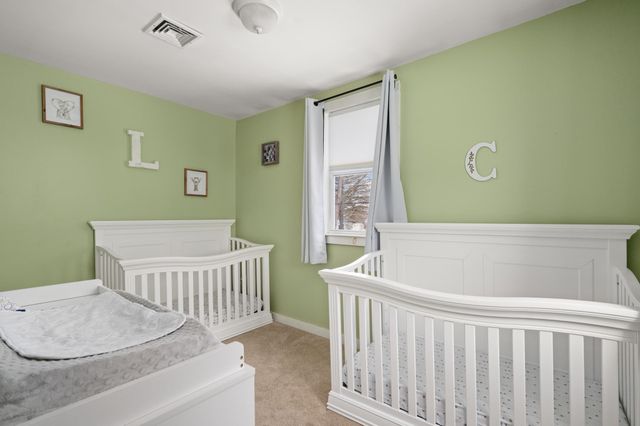 21 Williams Street, Nashua, NH 03060