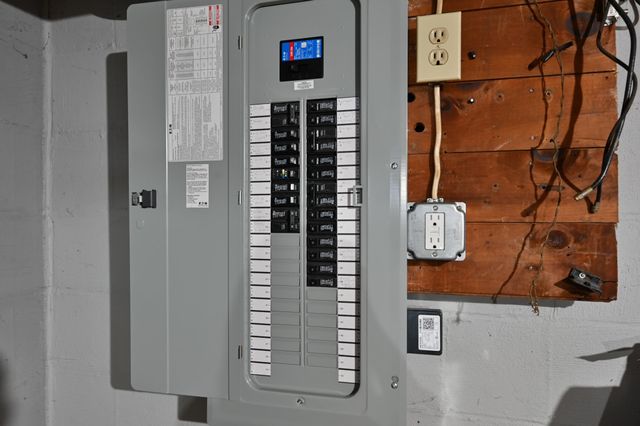 21 Williams Street, Nashua, NH 03060