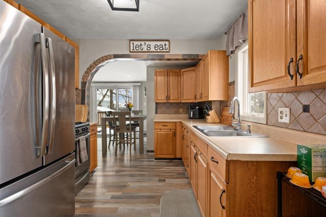 21 Williams Street, Nashua, NH 03060