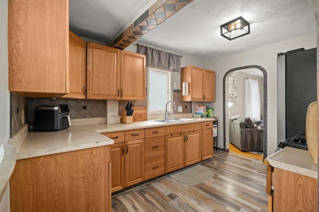 21 Williams Street, Nashua, NH 03060