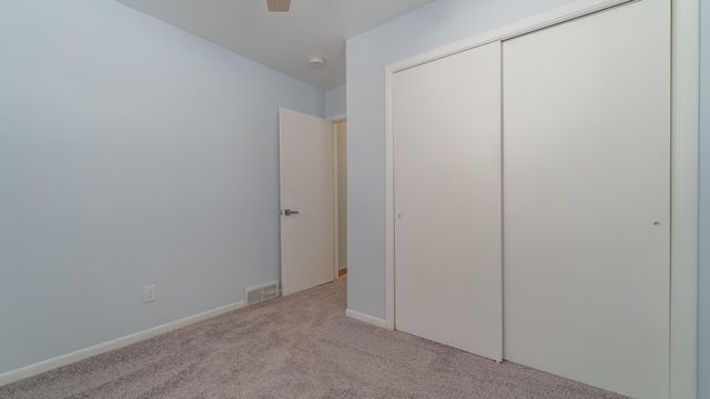 9380 Mckinley Street, Crown Point, IN 46307