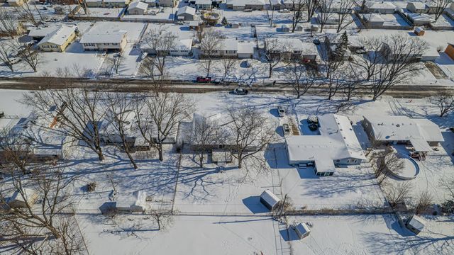 9380 Mckinley Street, Crown Point, IN 46307