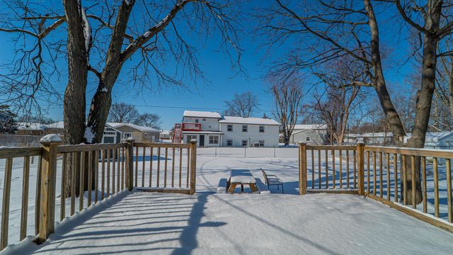 9380 Mckinley Street, Crown Point, IN 46307