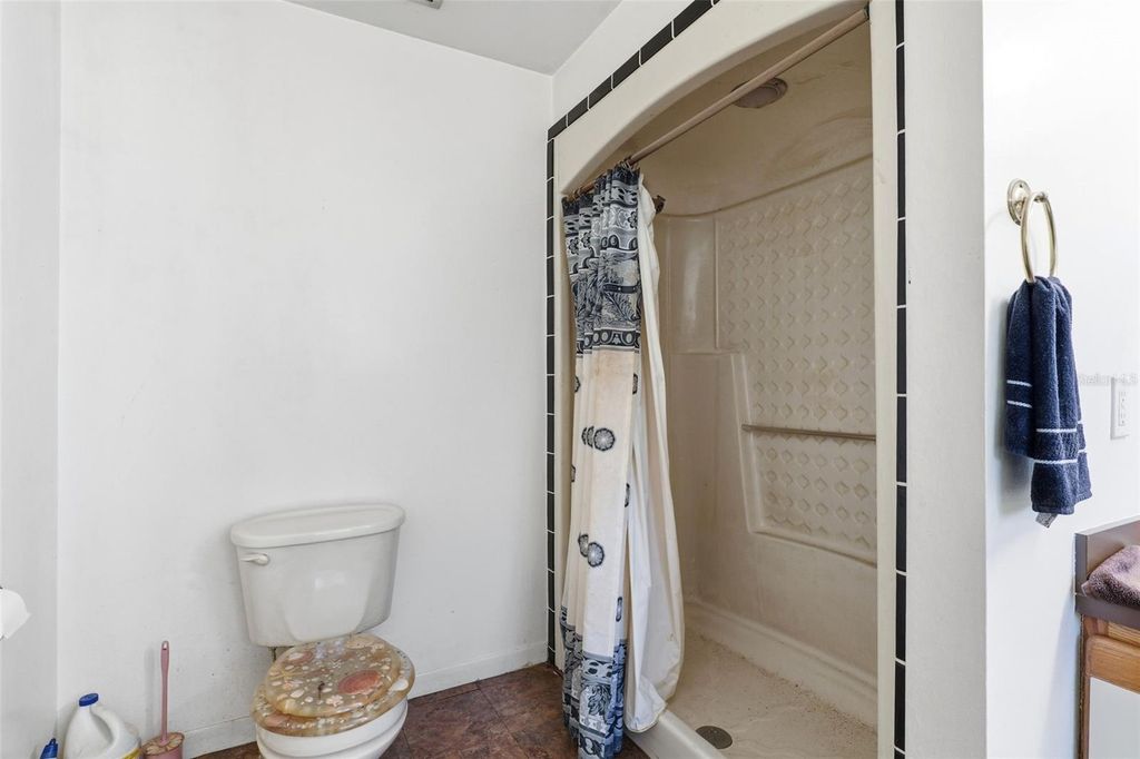 Image 20 of property listing at 2070 S COURTENAY PARKWAY, Merritt Island, FL 32952