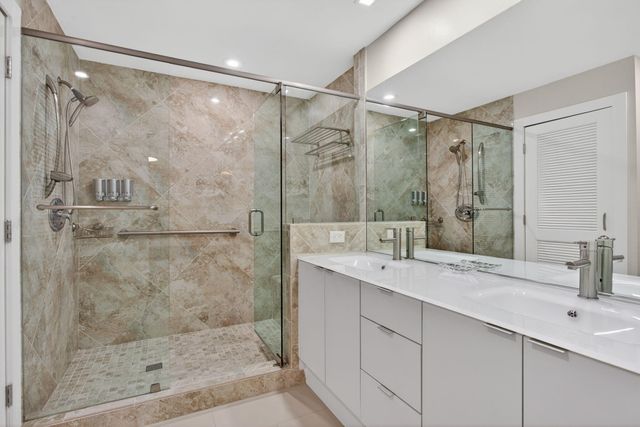 4115 Carriage Drive P4, Pompano Beach, FL 33069