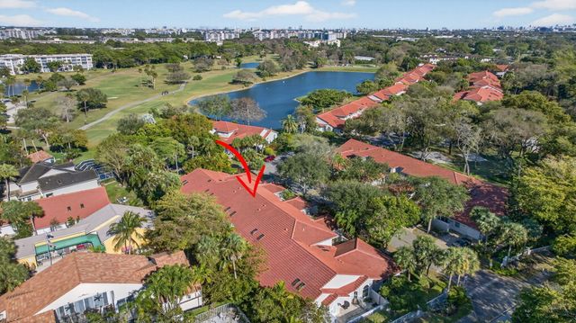 4115 Carriage Drive P4, Pompano Beach, FL 33069