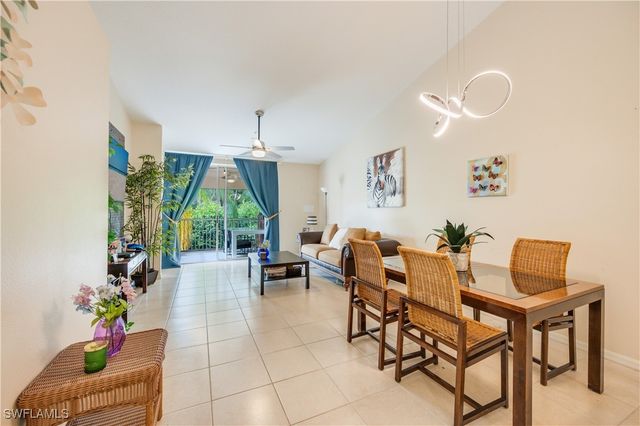 6625 Huntington Lakes CIR 203, Naples, FL 34119