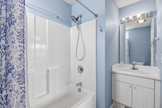 618 3rd Ave S Apt 3E, North Myrtle Beach, SC 29582