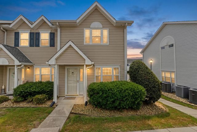 618 3rd Ave S Apt 3E, North Myrtle Beach, SC 29582
