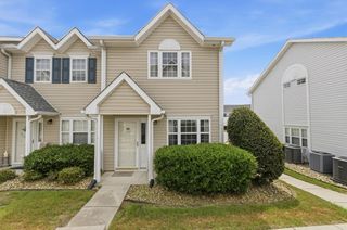 618 3rd Ave S Apt 3E, North Myrtle Beach, SC 29582