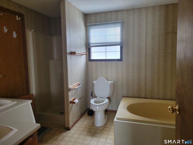 172 D Street, Groton, CT 06340